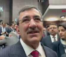 En d&uuml;ş&uuml;k emekli aylığının yeninden d&uuml;zenlemesi konusunda Cevdet Yılmaz'dan ilk s&ouml;zler!