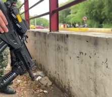 G&uuml;ney Amerika &uuml;lkesi sınıra 30 bin asker yığıyor