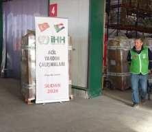 İHH Sudan'ı unutmadı! 13 TIR&rsquo;lık insani yardım b&ouml;lgeye g&ouml;nderildi