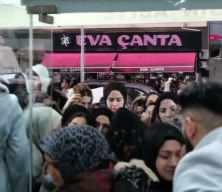 Sultangazi'de mağaza a&ccedil;ılışında izdiham yaşandı