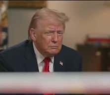 Trump bu kez de İran'ı hedef aldı: İnsanları &ouml;ld&uuml;rmeye başlarlarsa bedeli ağır olacak!