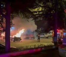 Bolu&rsquo;da park halindeki otomobil alev alev yandı