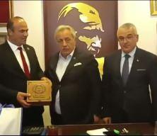 CHP&rsquo;den ayrılarak AK Parti&rsquo;ye katıldı: Evime d&ouml;n&uuml;yorum