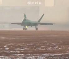 F-35'in en b&uuml;y&uuml;k rakibi seri &uuml;retime ge&ccedil;iyor