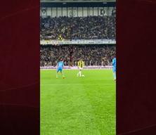 Fenerbah&ccedil;e Cenk Tosun ile yollarını ayırdı