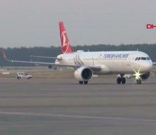 THY olumsuz hava şartları nedeniyle 54 seferi iptal etti