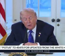 Trump, İran ile iş yapan &uuml;lkelere y&uuml;zde 25 g&uuml;mr&uuml;k vergisi getirdi