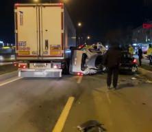 Yakıtı biten ara&ccedil; sonu oldu: Emniyet şeridinde ezip ge&ccedil;ti