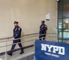 ABD tarihinde bir ilk: New York metrosunda T&uuml;rk polis d&ouml;nemi