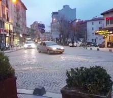 Balıkesir'de 4,5 b&uuml;y&uuml;kl&uuml;ğ&uuml;nde deprem meydana geldi