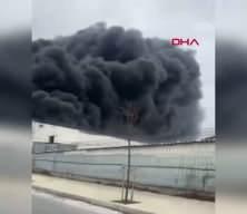 B&uuml;y&uuml;k&ccedil;ekmece'de iş yerinde yangın