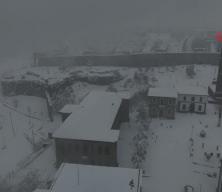 Diyarbakır'da beyaza b&uuml;r&uuml;nen 10 bin yıllık kent dronla g&ouml;r&uuml;nt&uuml;lendi
