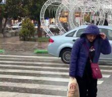 İstanbul&rsquo;a bahar havası, yeni haftaya sağanakla başlangı&ccedil;