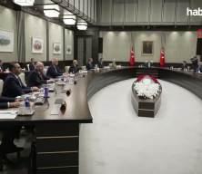 Kritik kabine toplantısı bug&uuml;n!