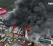 Ataşehir'de iş yerinde korkutan yangın: Saatler i&ccedil;inde k&uuml;le d&ouml;nd&uuml;