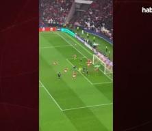 Benfica'dan tarihi galibiyet: 90+8'de kaleci Trubin'in gol&uuml;yle turu ge&ccedil;tiler