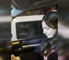 Depremzede Beliz'in, kendisine &uuml;ş&uuml;mesin diye montunu veren albayla g&ouml;r&uuml;şmesinde duygusal anlar yaşandı