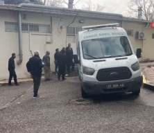 Gaziantep'te otomobil tıra arkadan &ccedil;arptı: 3 kardeş hayatını kaybetti