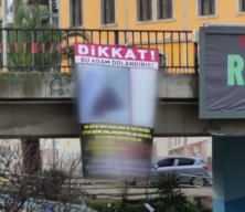 G&ouml;ren telefonuna sarıldı! Trabzon'un g&ouml;beğinde inanılmaz ifşa