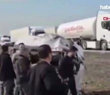 Mardin&rsquo;de feci kaza: İki tır kafa kafaya &ccedil;arpıştı