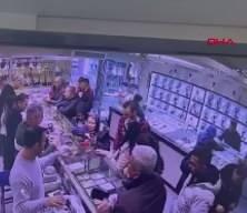 Mersin&rsquo;de kuyumcudan 100 gram altın &ccedil;alan şahıs sorguda her şeyi anlattı