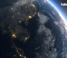 Suudi Arabistan&rsquo;ın bitrin projesi NEOM k&uuml;&ccedil;&uuml;l&uuml;yor: Dev hayaller revizyona girdi