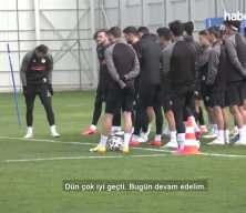  Konyaspor'da İlhan Palut transfer g&ouml;r&uuml;şmeleri i&ccedil;in şehre davet edildi