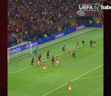 Galatasaray'da yılın transfer bombası: Sacha Boey yuvaya geri d&ouml;n&uuml;yor