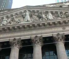 ABD bor&ccedil; batağında: Ek vergi ve dolar da kurtaramayacak