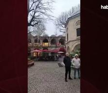 Bursa'nın tarihi değeri Koza Han'da yeni d&ouml;nem: Masa sandalyeler kaldırılıyor