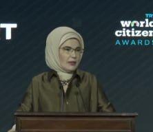 Emine Erdoğan: Bug&uuml;n burada &ouml;d&uuml;l alan g&uuml;zel insanlar t&uuml;m d&uuml;nyaya umut oluyor