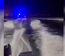 Kocaeli&rsquo;de nefes kesen kovalamaca! Ka&ccedil;ak midye avcıları'nın ka&ccedil;ışı kameraya yansıdı