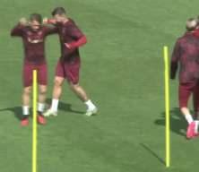 Osimhen seri i&ccedil;in Ey&uuml;pspor'u g&ouml;z&uuml;ne kestirdi!