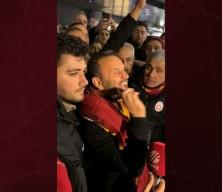 Galatasaray raraftarından Okan Buruk'a İmparator tezah&uuml;ratı