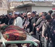 Kardeşi, yengesi ve yeğeninin cenaze namazını kıldırırken fenalık ge&ccedil;irdi