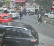 Kendi arabasından d&uuml;şen adam daha sonra arabasının altında kaldı