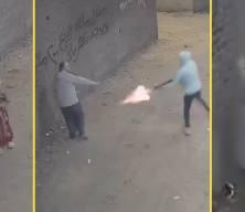 Mısır'da sokak ortasında dehşet: Baba ve oğluna saldırı &uuml;lkede infial yarattı