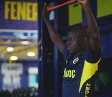 N'Golo Kante, Trabzonspor ma&ccedil;ından sonra yaptığı davranışla taraftarın g&ouml;nl&uuml;n&uuml; aldı