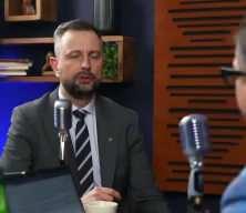 Polonya Savunma Bakanı Kosiniak-Kamysz, dron &uuml;retimi konusunda imzaların atıldığını duyurdu