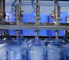 &Uuml;&ccedil; b&uuml;y&uuml;kşehirde  yaşanan su krizi sonrası damacana fiyatları u&ccedil;uşa ge&ccedil;ti