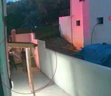  14 aylık bebeğin kafasının &ccedil;atladığı komşu kavgasının yeni g&ouml;r&uuml;nt&uuml;leri ortaya &ccedil;ıktı