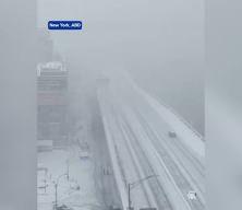  New York&rsquo;ta meydana gelen kar fırtınası hayatı olumsuz etkiledi