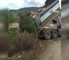 Ormanlık alana atık d&ouml;ken Mersin Yenişehir Belediyesine 4,6 milyon liralık ceza