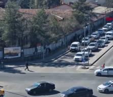 Tabanca ile kovaladığı husumetlisine peş peşe ateş etti! O anlar kamerada