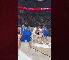 A Milli Erkek Basketbol Takımı, Sırbistan'ı 94-86 mağlup etti