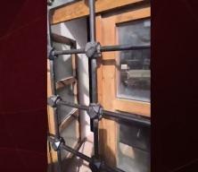 İznik'te Candarlı İbrahim Paşa T&uuml;rbesisinin i&ccedil;ler acısı hali tepki &ccedil;ekti