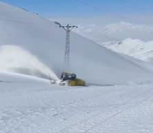 Doğu Anadolu&rsquo;da kar engeli: &Ccedil;ok sayıda yerleşim yerine ulaşım kesildi
