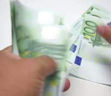 Dolar ve Euro g&uuml;ne nasıl başladı?