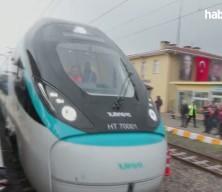 T&uuml;rkiye&rsquo;nin İlk yerli ve milli hızlı treni raylara indi!
