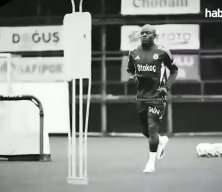 Fenerbah&ccedil;e&rsquo;ye Karag&uuml;mr&uuml;k şoku, Kante&rsquo;ye tepki b&uuml;y&uuml;d&uuml;